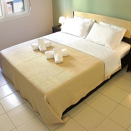 Central Apartment At Koukaki Area Atenas Exterior foto